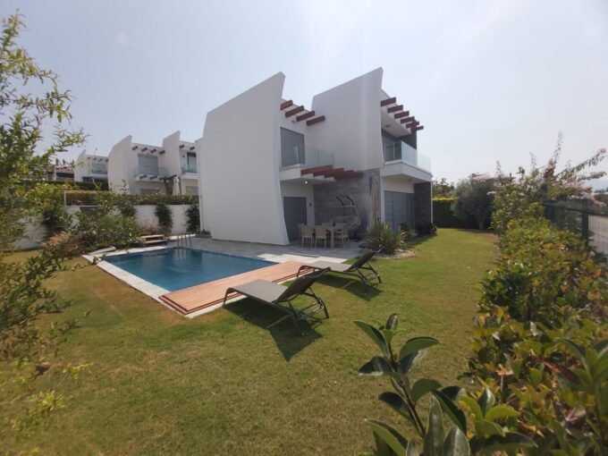 Deniz Manzaralı Villa Safir 1 -Özel Havuzlu